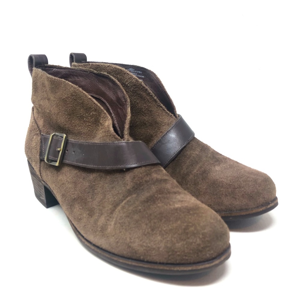UGG Chestnut Brown Wright Belted Boots